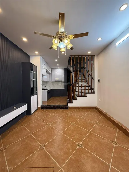 Bán nhà riêng 10,75 tỷ, 35m2 tại nguyễn khang, dịch vọng, cầu giấy, hà nội, giá tốt