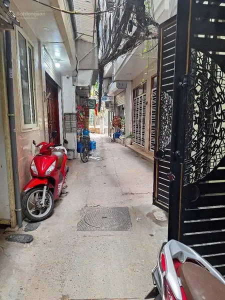 Tt hai bà trưng, gần bách kinh xây, nhà dân xây lô góc, ngõ thông kinh doanh hơn 6 tỷ