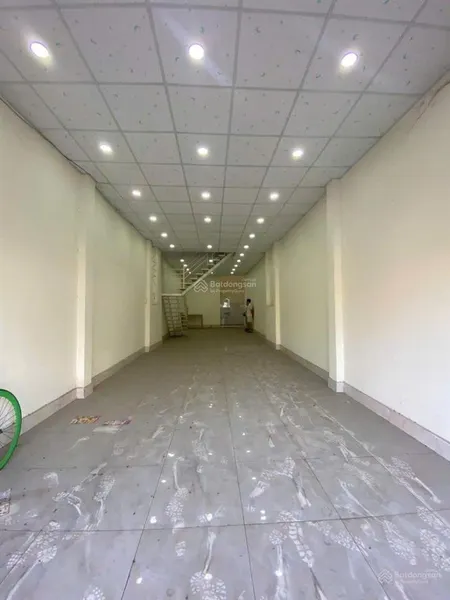 Hiếmmặt tiền đại lộrộng rẽnhà 4,2x192lầumặt tiền trường chinh q.12gần cầu tham lương sầm uất