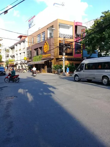 Bán nhà hxh 69/38 d2, q. bình thạnh, dt 8x15m, 3 tầng giá 18 tỷ
