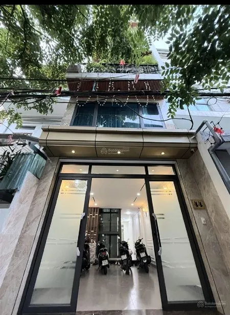 Bán nhà đẹp phân lô thái hà 45m,4 ngủ master, ô tô vào tận cửa, gần phố