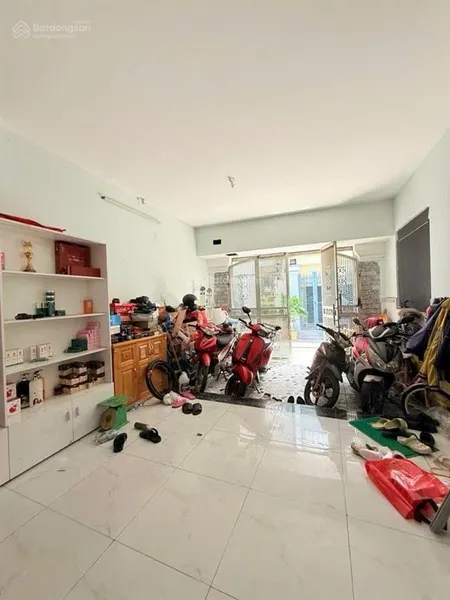 Nhà 3tầng, 4,3x21m. chỉ 7tỷ3. hxh 1trục đs3, nguyễn văn khối, p9, gò vấp. đang cho thuê 15tr/th.