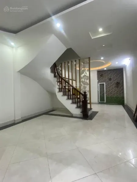 Cần bán nhanh nhà định công thượng, hoàng mai, 48m2, 4 tầng, sổ đỏ, ô tô đỗ cửa, giá chỉ 8,3 tỷ
