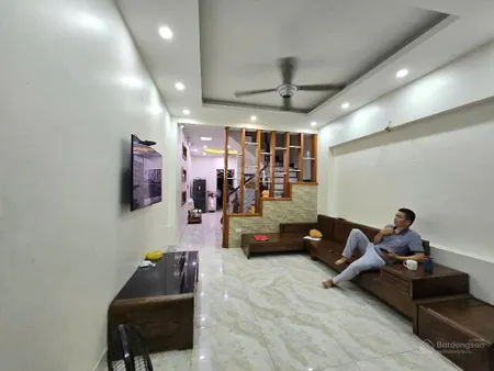Bán gấp nhà riêng hà đông hà cầu 80m² chỉ 11,5 tỷ ô tô qua nhà gần quang trung