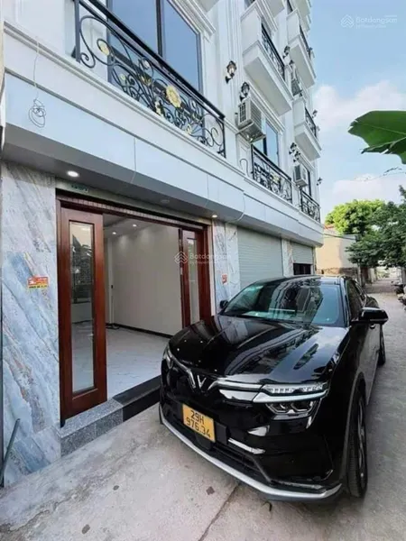 Cc gửi bán nhà 4 tầng đường thông ô tô. dt rộng 40m2. gần ql6 mở rộng. giá chỉ 3.1 tỷ 0966 929 ***