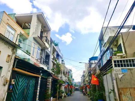 NHÀ ĐẸP GIÁ TỐT – 70M² – HẺM XE TẢI NÉ NHAU – NGAY NGÔ CHÍ QUỐC