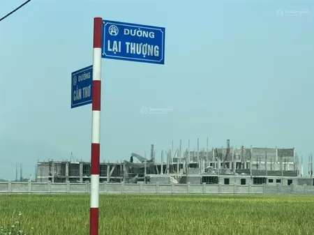 Chủ gửi bán lô đất 100m2 full thổ cư. giá rẻ hơn thị trường vài giá cần bán gấp
