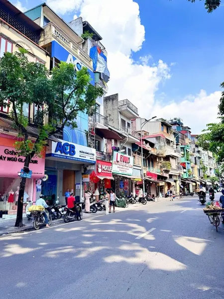 HOT! Sở hữu đất mặt phố Hàng Giấy, Phường Đồng Xuân, Quận Hoàn Kiếm, Hà Nội