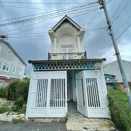 🏡 BÁN NHÀ HẺM NHỰA Ô TÔ – PHAN CHU TRINH, P9 (PHƯỜNG LÂM VIÊN) – ĐÀ LẠT GIÁ 3.9 TỶ