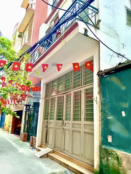🏡 Vị Trí Số 1 Tây Sơn - 72m2 - 4 Tầng - Gara - Ô tô đỗ cửa – Ở/Kinh Doanh - Cho Thuê Tốt
