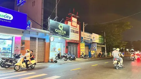 Mặt tiền kinh doanh đường làng tăng phú sát lê văn việt