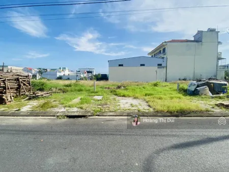 Bán nhanh 2 lô mặt tiền đường trần văn hai, sát trường sa, vị trí đẹp 300m2