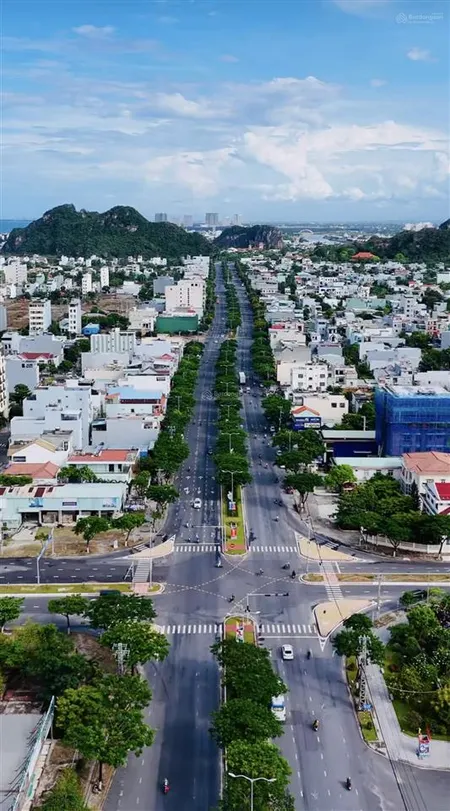 Chuyển nhượng quỹ đất mặt tiền rộng 45m đường ngũ hành sơn, có dòng tiền 3,6 tỷ/năm