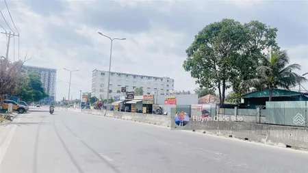 Bán đất lớn 7300m2 thổ cư ngang 32m giá 27 tr/m2 mặt tiền bưng ông thoàn và liên phường, phú hữu q9