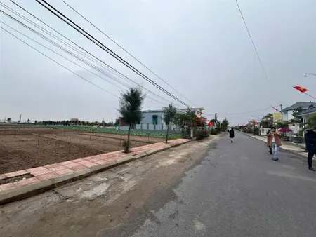 Chỉ 3,5 tỷ sở hữu ngay 195m2 đất, mặt tiền 8.6m, gần khu đại học quốc gia, đại học fpt, cnc hoà lạc