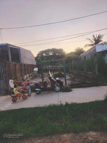 Chốt ko tl đất mt đường sơn thông, tp trà vinh. 160m/570tr shr. 0843 378 *** gặp thanh xem đất