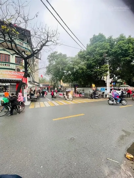 Bán đất xuân đỉnhbắc từ liêm 46m,mt 4m6,lô góc,oto tránh đỗ,ngõ thông,kinh doanh sầm uất,gần phố
