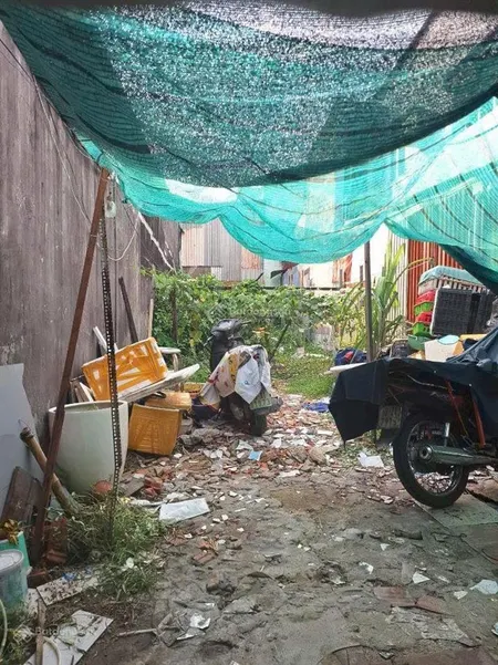 Đất đẹp vuông vức 110m2 ngang 5m khu hiện hữu xây cao tầng đường xe hơi sát mặt tiền htp