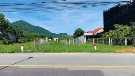 Chủ cần bán gấp lô đất đẹp tại mặt tiền đường hương lộ 39 xã suối tiên rộng 20m (qh 42m)