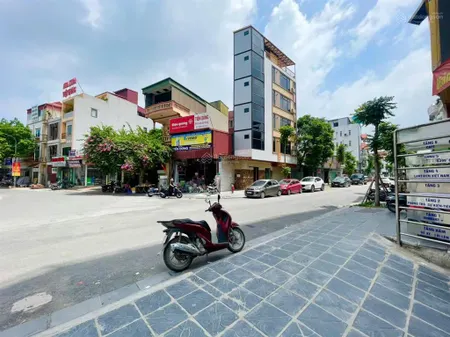 Phân lô, ô tô tránh, kinh doanh, phố phúc lợi, long biên, dt 105 m2, mt 5.6 m, giá 17 tỷ 95