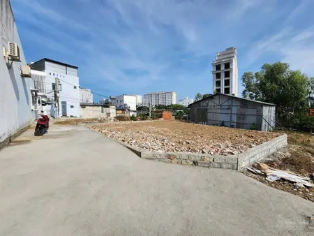 Bán đất hẻm nguyễn chích vĩnh hoà nha trang gần biển giá 2.01 tỷ