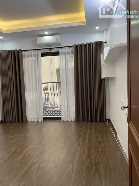 Cho thuê nhà Lê Trọng Tấn – Thanh Xuân DT 65m x 4 tầng, mới đẹp giá thuê 14tr/th