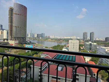 Giỏ hàng sgr ot 3,6 tỷ, 1+ giá 5,6 tỷ, 2 pn giá 7,5 tỷ, 3 pn giá 15 27 tỷ. dung 0916 020 ***