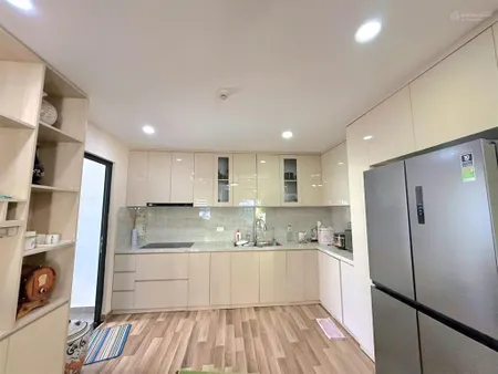 Chính chủ cần bán gấp căn hộ cc goldmark city, 138m2, 3pn, 2wc, bắc từ liêm, hà nội