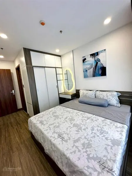 Bán ngộp căn 2pn 2wc 70m2 full nội thất giá 2tỷ6