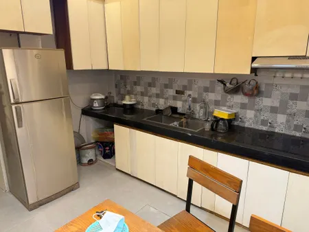 Cho thuê nhà ngõ Yên Duyên, Yên Sở, 4.5 tầng x 40m2, 4 ngủ, 4 vệ sinh, 11 triệu