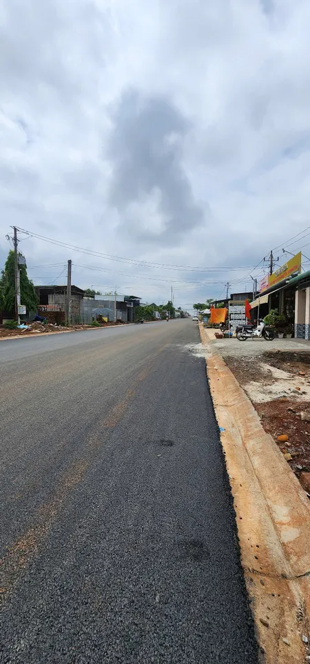 Bán đất 557.7m² ngang 10m giá 3.1 tỷ Xã Hòa Phú