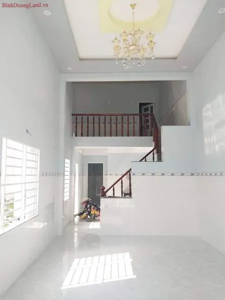 Dãy trọ full phòng, thu nhập ổn định ~10tr/tháng. Giá 1 TỶ 350, sổ hồng riêng, ngay KCN Mỹ Phước 3. Chủ cần tiền cho con đi du học nên bán lại.
