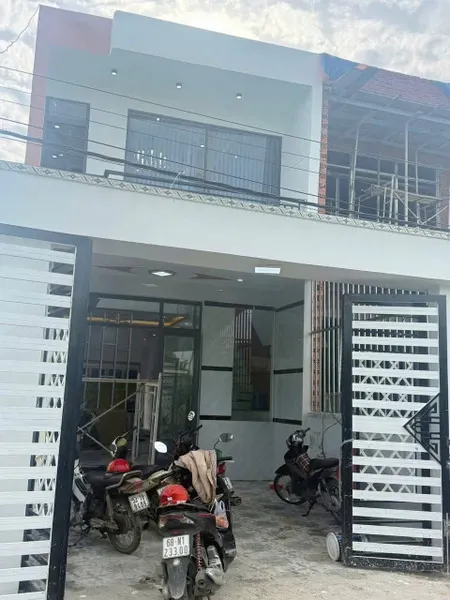 CHỈ VỚI 1 TỶ 2 SỞ HỮU NGAY NHÀ 2 TẦNG 125M2 TẠI TP.HCM