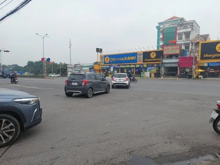 Chỉ 10tr/m2 đất mặt tiền trung tâm ngay chợ sầm uất-Cách sân bay Long Thành 7p-Sổ sẵn công chứng trong ngày