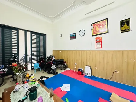BÁN NHÀ PHỐ HOA BẰNG – 47M² – 4 TẦNG – MT 4.3M – GIÁ 9.4 TỶ
