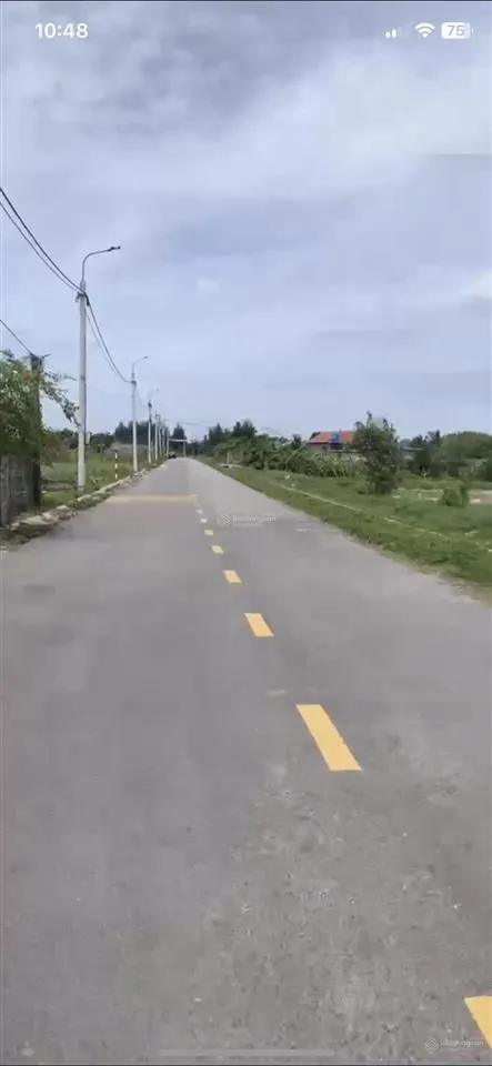 Mb2419 đông hoà dt 200m2, mt 8m sát kcn 650ha 0949 716 ***