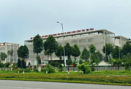 Bán 2 lô mặt tiền đường hùng vương, cách aeon mall tân an tỉnh tây ninh 300m