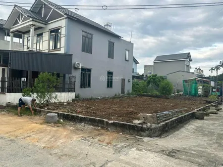 Chính chủ cần bán lô góc 173,5 mt 10m đường rộng 6m phù hợp cắt đôi xây biệt thự