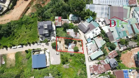 Trong trung tâm tp hồ xuân hương chỉ 5p còn có view thông là sp hiếm có 472.7m2 có hai mặt tiền
