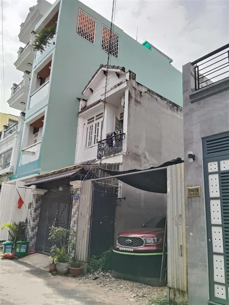 Đất mặt tiền hẻm 8 mét xe hơi tới của