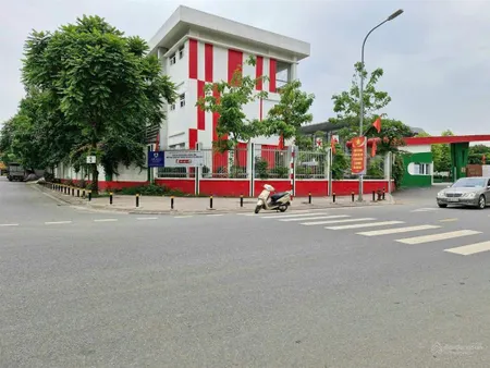 Bán đất tđc trần đăng khoa, cổ linh, 135m2, mt 7.5m, giá 54 tỷ, ô tô tải tránh, vỉa hè view đẹp