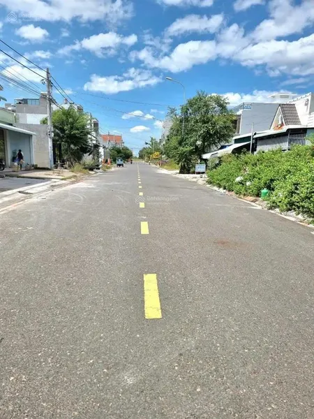 Bán lô đất 130.8m2 4 tỷ 150 mặt tiền đường đào duy tùng phường phú thuỷ tp phan thiết