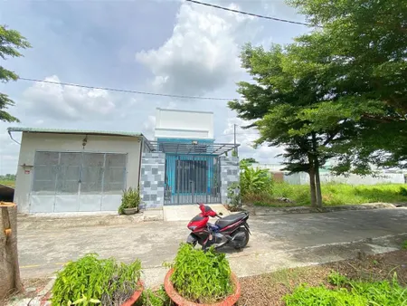 Nền thổ dt 124m2 mt nhựa 5m, gần ql1a, mỹ bình tân trụ la, giá 750 tr