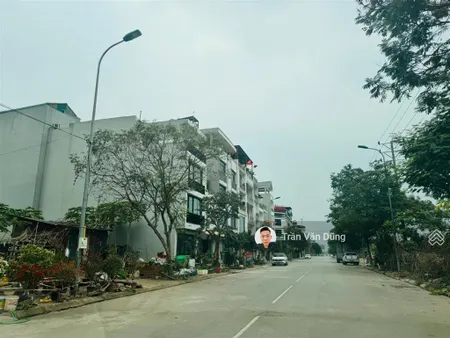 Cc cần tiền bán gấp 121m2 mặt tiền 6,42m trục chính đường 15m tđc trâu quỳ gia lâm ! giá cực tốt