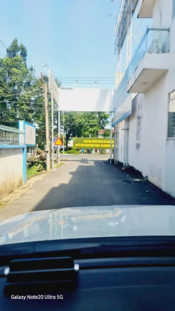 Bán nhà 187m² ngang 5m giá 2.4 tỷ Xã Định Quán