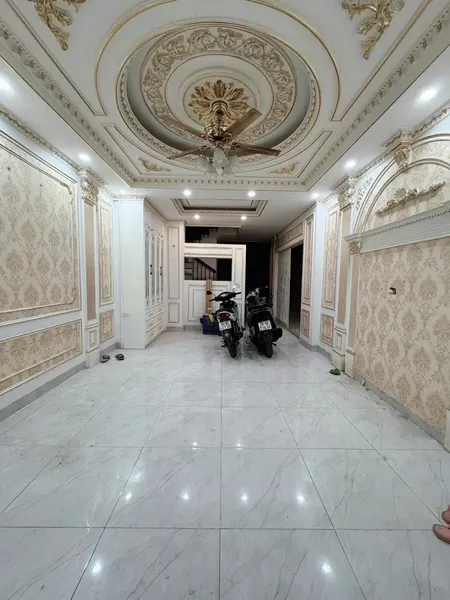 BÁN NHÀ PHỐ KHƯƠNG TRUNG – THANH XUÂN – 51m² – 4 TẦNG – MT 4m – GIÁ 10.5 TỶ