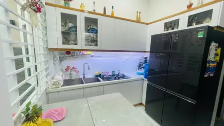 Bán Nhà 3 Tầng Gần Biển Hòn Chồng – Vĩnh Hải, Bắc Nha Trang – Sân Ô Tô, Nội Thất Cao Cấp