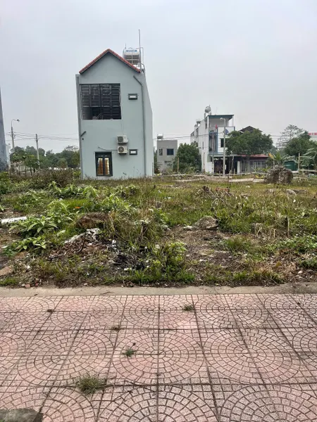 Chính chủ bán gấp lô đất Tam Hợp sát nhiều KCN lớn Bình Xuyên 100m2 MT5m full thổ cư 1,85tỷ bao phí 0988296228