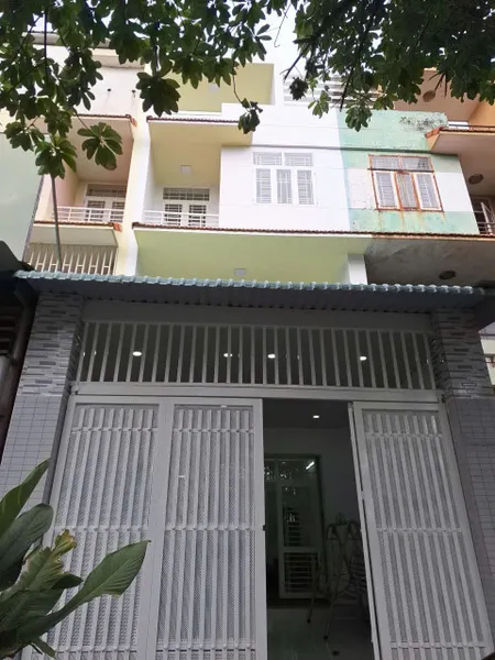 NHÀ ĐẸP – GIÁ TỐT  – CHÍNH CHỦ CẦN BÁN NHÀ TẠI  Phường Chánh Phú Hòa, Thị xã Bến Cát, Bình Dương