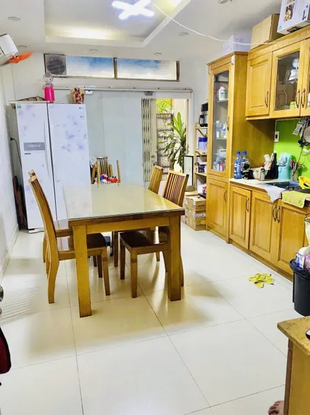NHÀ MẶT TIỀN KINH DOANH SẦM UẤT Đ. 3/2, Q.11, 49M2, 5TẦNG, 6PN, 5WC. GIÁ 17.5 TỶ TL